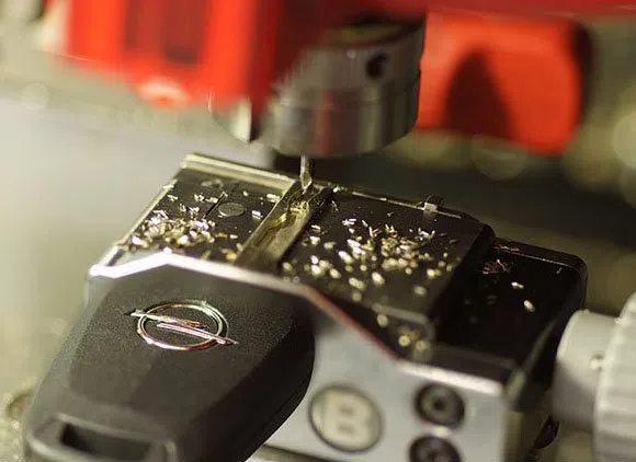 Universal Locksmith Store Alpharetta, GA 678-884-7153 - 11-Key-Cutting